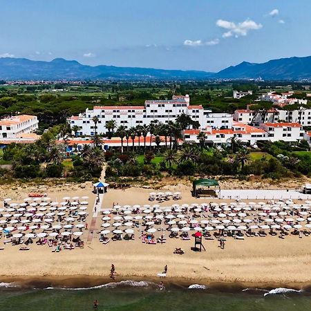 Marina Club Hotel Baia Domizia Esterno foto