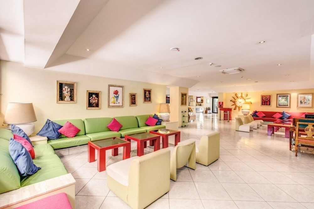 Marina Club Hotel Baia Domizia Esterno foto