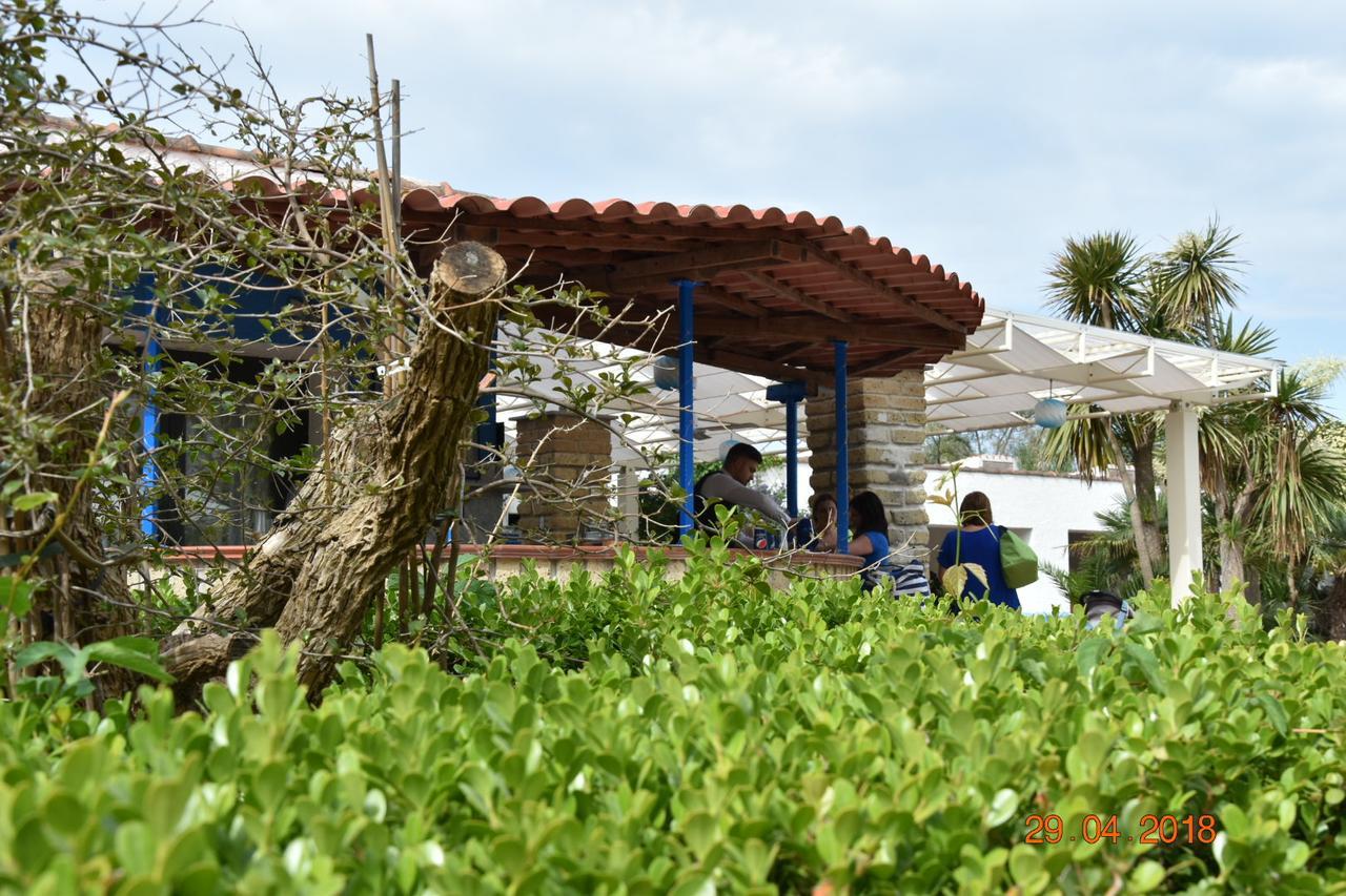 Marina Club Hotel Baia Domizia Esterno foto